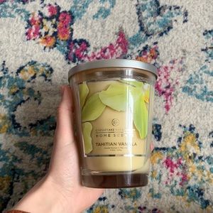 “Tahitian Vanilla” candle